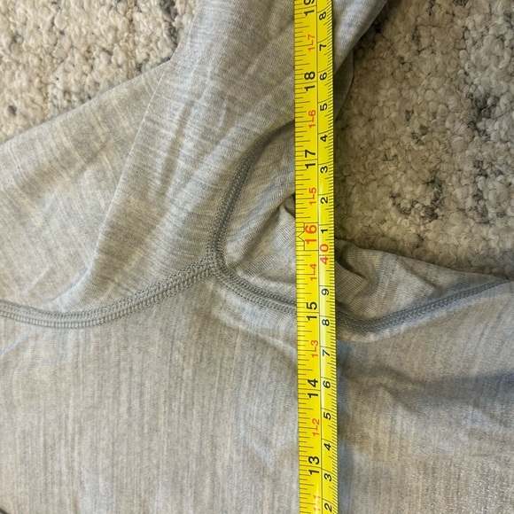 Icebreaker M merino base layer Gray V-Neck Long Sleeve Top - Picture 10 of 11